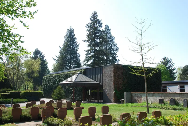 Trauerhalle auf dem Friedhof Arheilgen, dem nächsten Friedhof für Kranichstein