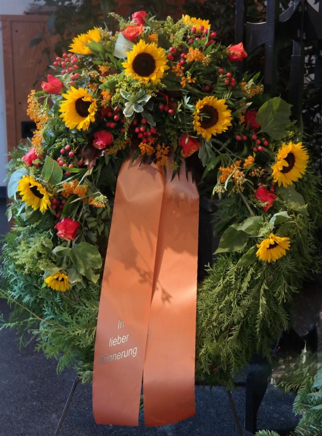 7304DechertBestattungen