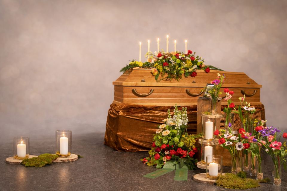 7700-2 Dechert Bestattungen