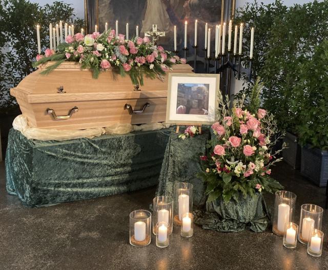 7711 Dechert Bestattungen