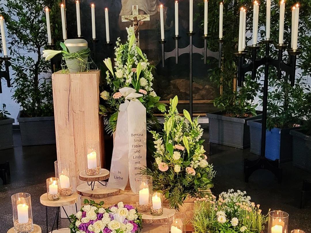 7801 DECHERT Bestattungen