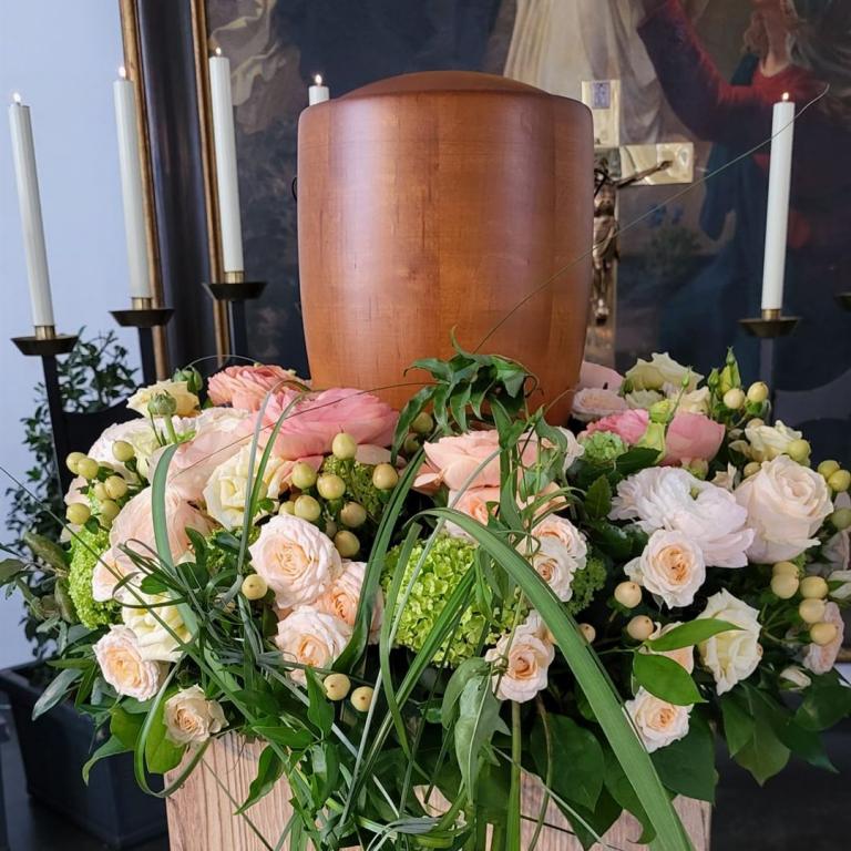 7214 Dechert Bestattungen